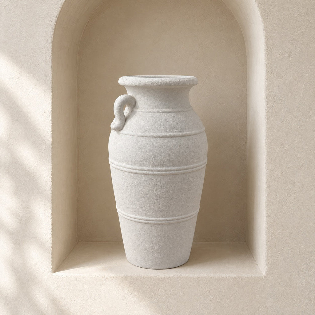 Delphi — Amphora Vase